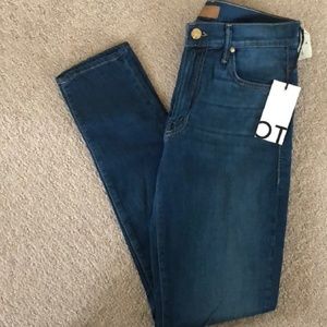 MOTHER High Waisted Looker Skinny Jean